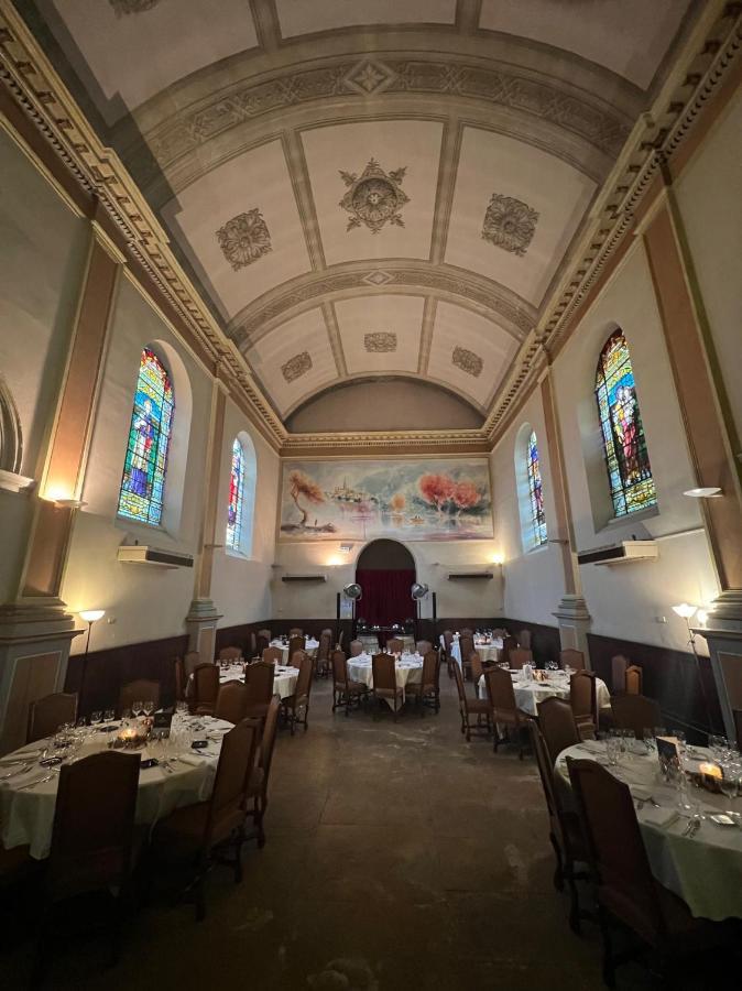 Hotel Les Ursulines Autun Bagian luar foto