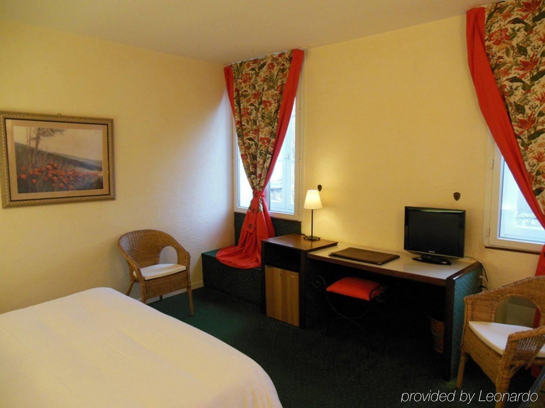Hotel Les Ursulines Autun Bagian luar foto