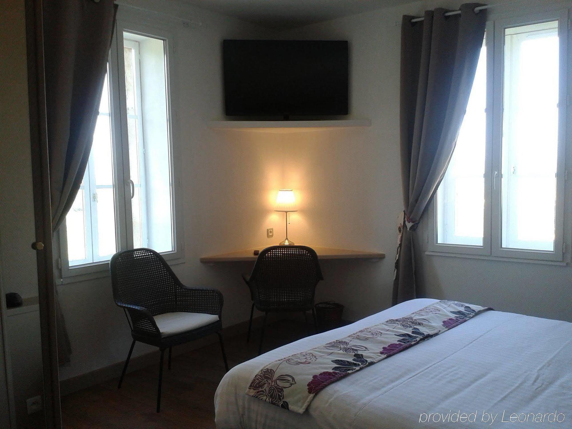 Hotel Les Ursulines Autun Bagian luar foto